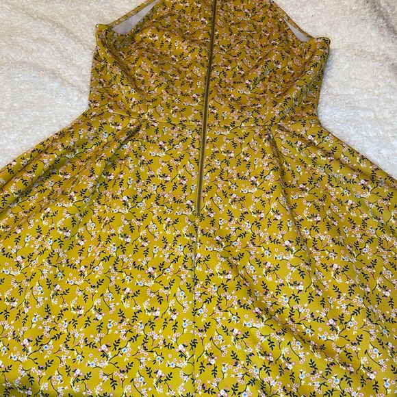 Copper Key Floral Dress - Picture 4 of 7